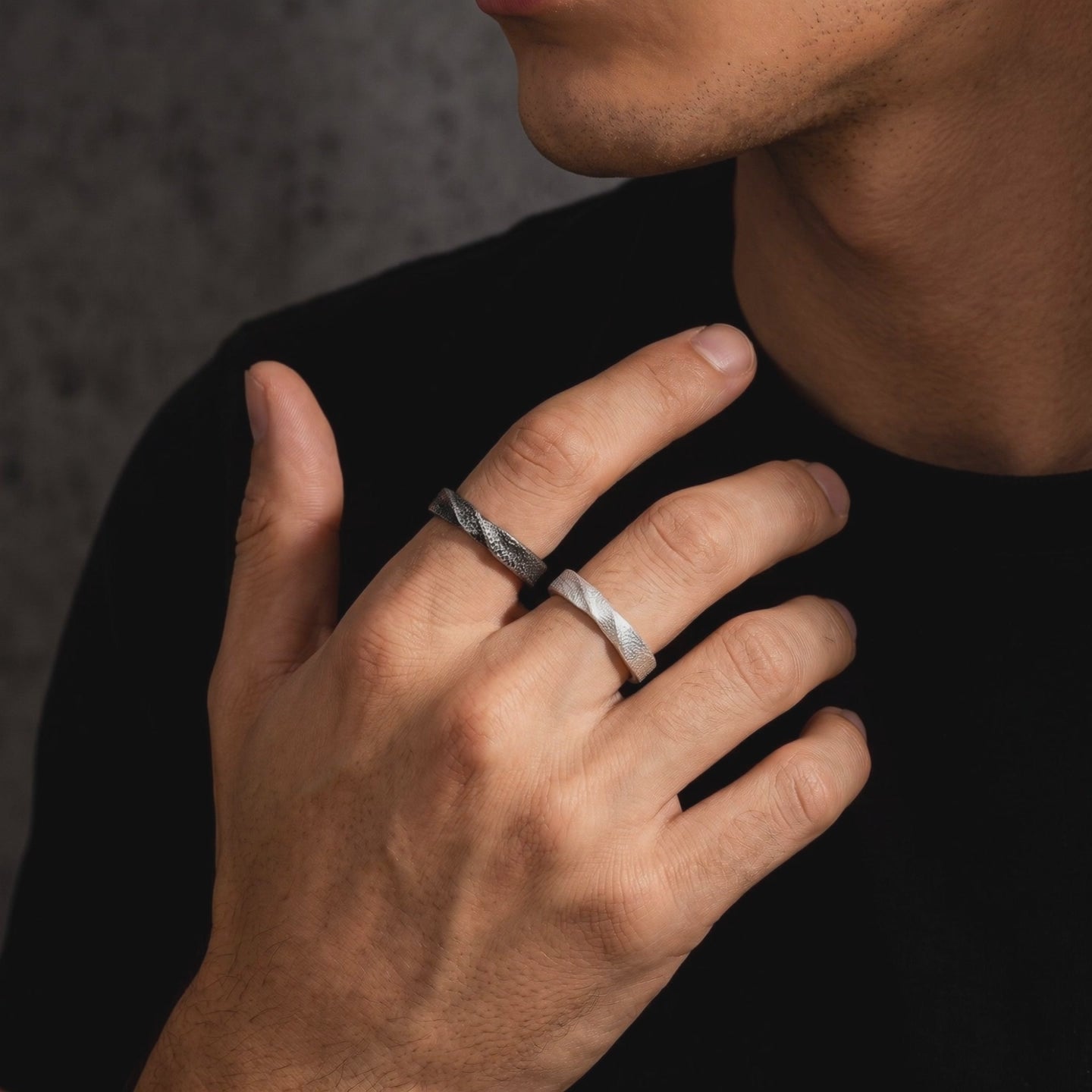 YLQ49975-rings lifestyle video