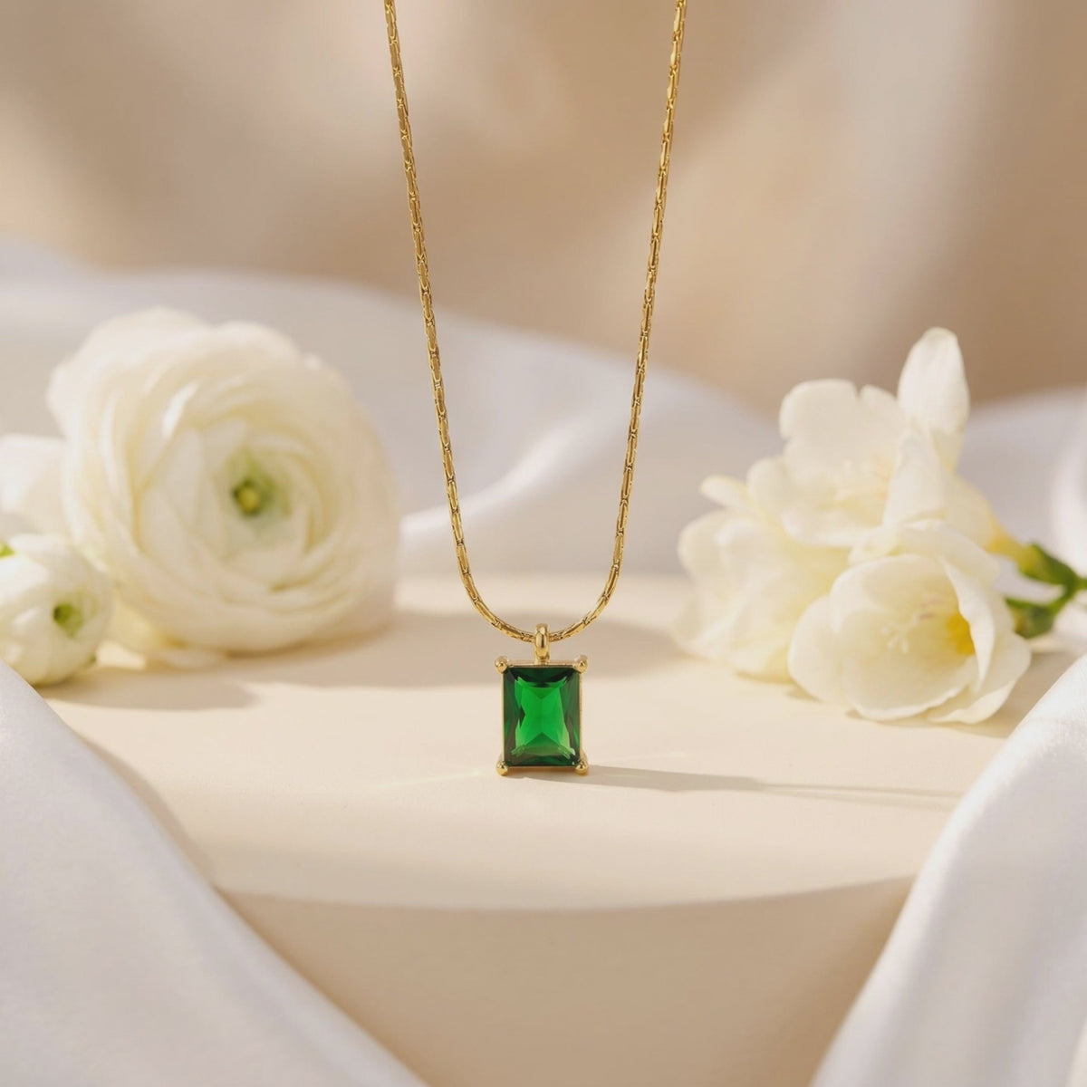 YLQ49369-NECKLACE rotation video