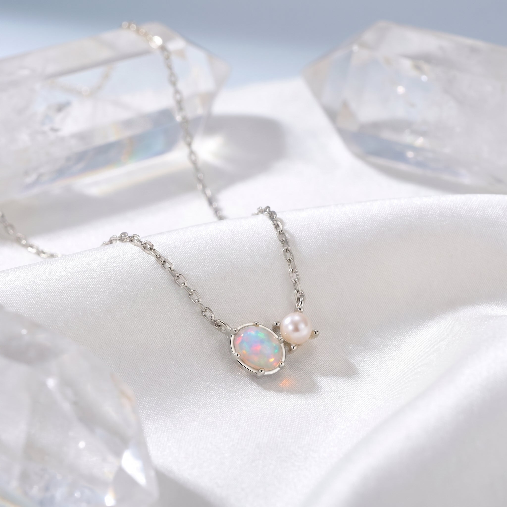 the-lumira-oval-necklace in silver finish