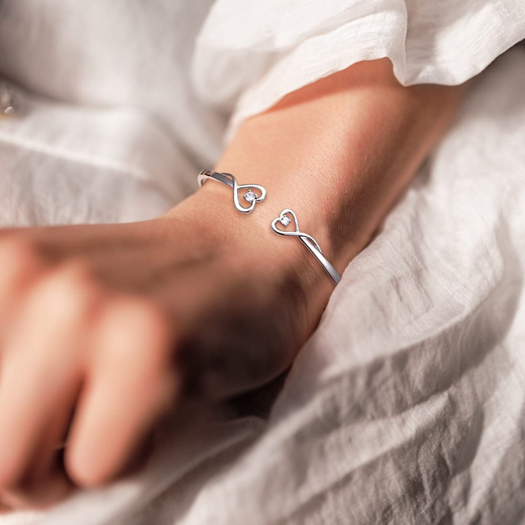 Sisters By Heart | Gift Bracelet