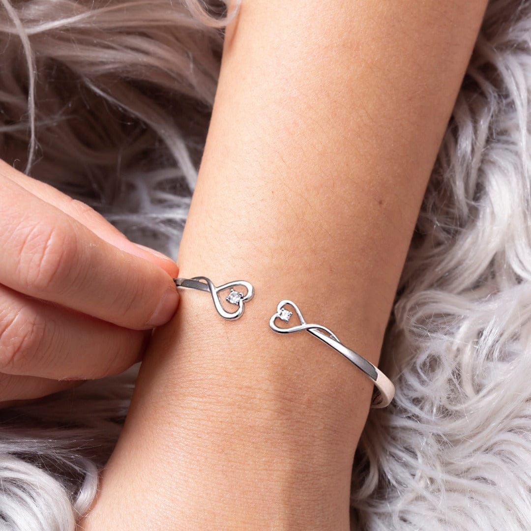 Sisters By Heart Jewelry Set